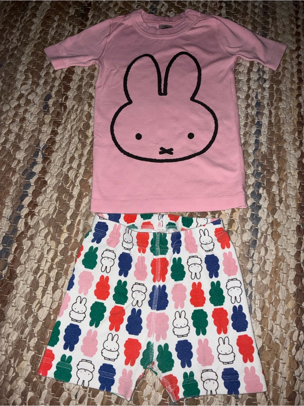 Hanna Andersson Pink Bunny Face Tee with Multicolor Bunny Print Shorts